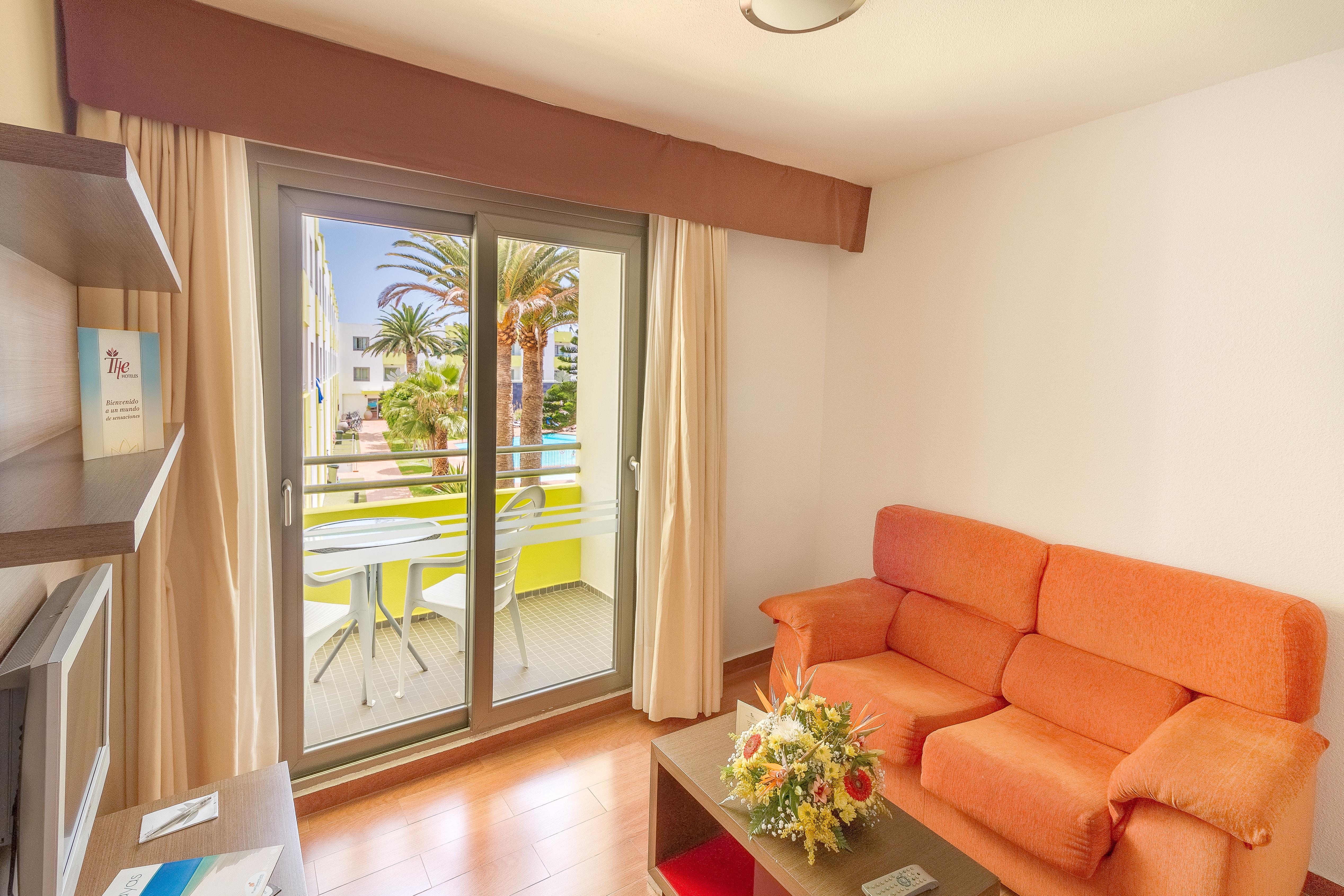 Hotel Livvo Corralejo Beach Екстериор снимка