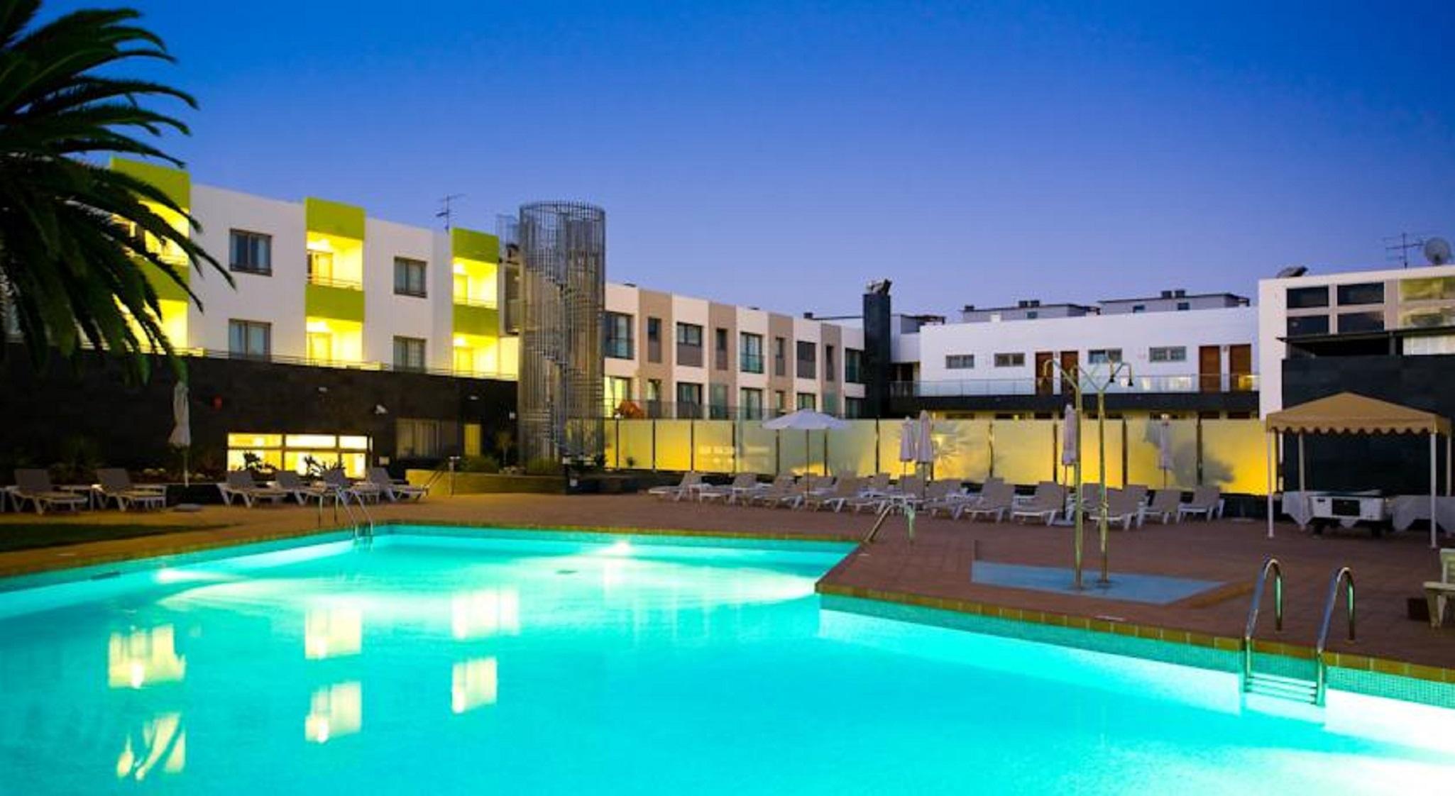 Hotel LIVVO Corralejo Beach Екстериор снимка