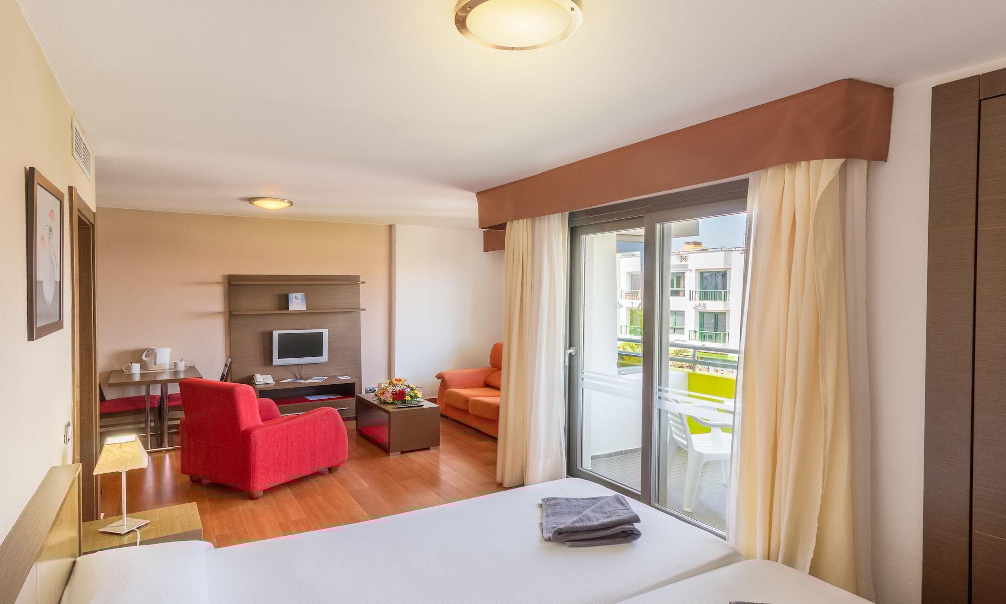 Hotel Livvo Corralejo Beach Екстериор снимка