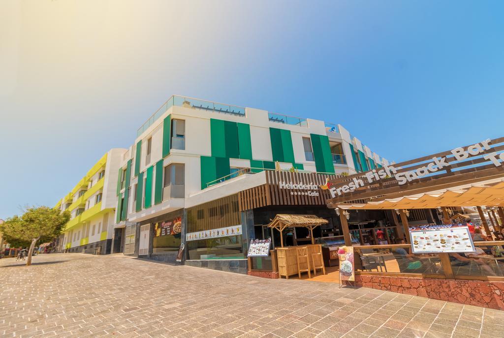 Hotel LIVVO Corralejo Beach Екстериор снимка