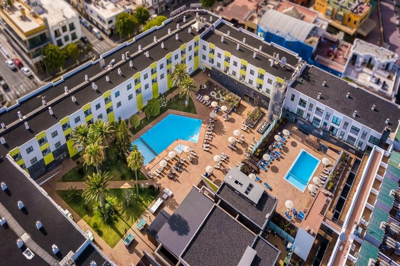 Hotel LIVVO Corralejo Beach Екстериор снимка